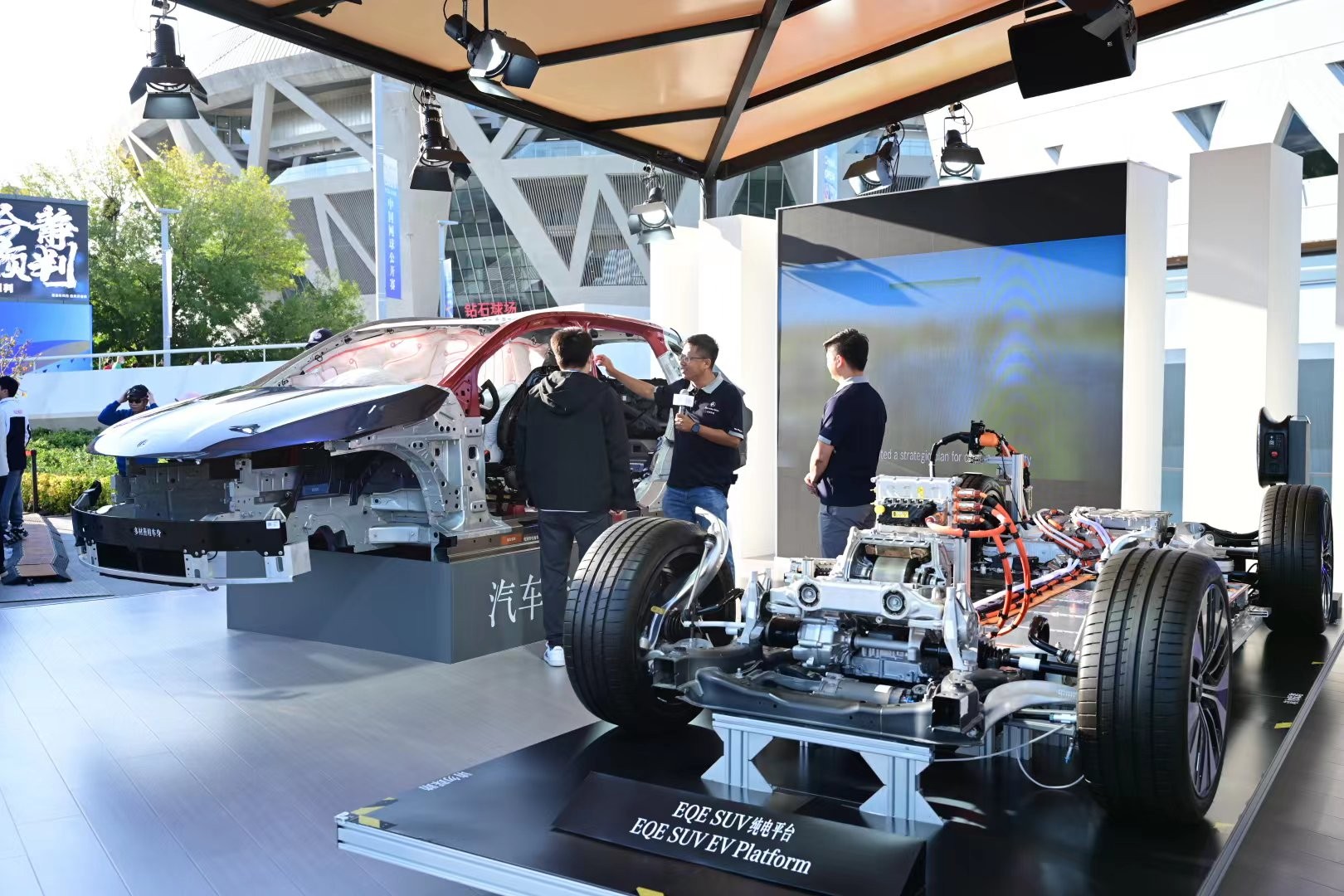 在赛后的采 在赛后的采