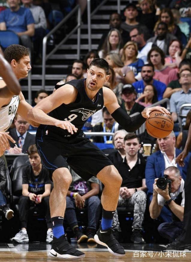 召了两名前 召了两名前