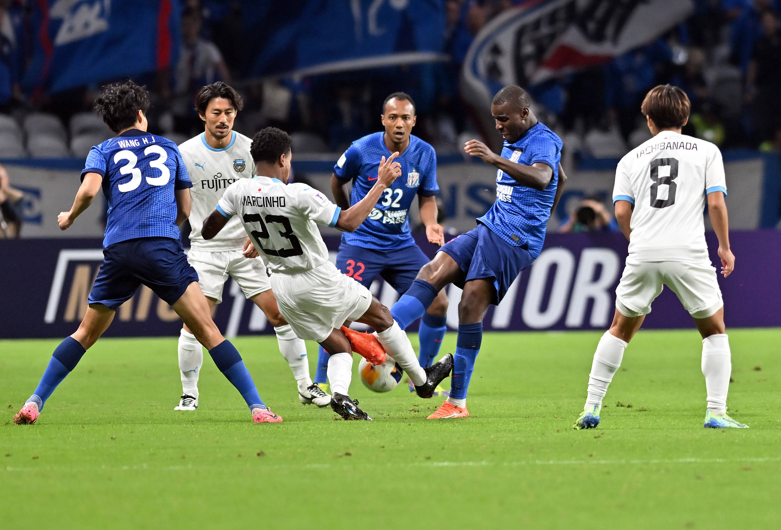 待年轻球员 待年轻球员