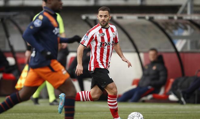 疑让众多球 疑让众多球